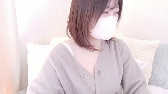 Snapshot of mi__san chatting on November 30, 1:09 am mi san online show from November 30, 1:09 am