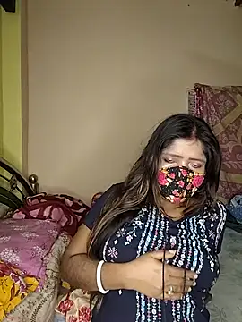 Snapshot of Love143A chatting on December 16, 12:32 pm Love143A online show from December 16, 12:32 pm