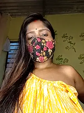 Love143A online show from June 24, 9:41 am