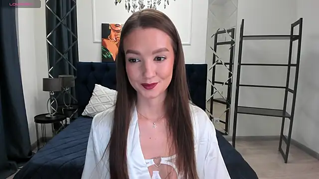 LoraSunnyy online show from November 8, 1:28 am