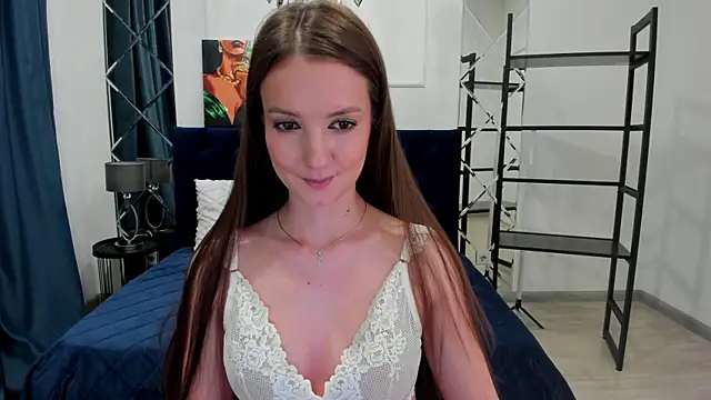 LoraSunnyy online show from May 4, 8:32 am