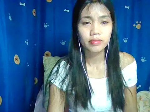 AnnewithanE online show from January 6, 6:00 pm