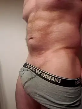 Snapshot of AlphaGymMale chatting on January 12, 12:16 am AlphaGymMale online show from January 12, 12:16 am