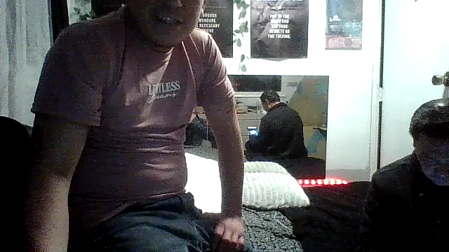 Snapshot of B3toBaby chatting on January 9, 9:12 am B3toBaby online show from January 9, 9:12 am