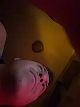 Snapshot of B3toBaby chatting on January 11, 2:16 am B3toBaby online show from January 11, 2:16 am