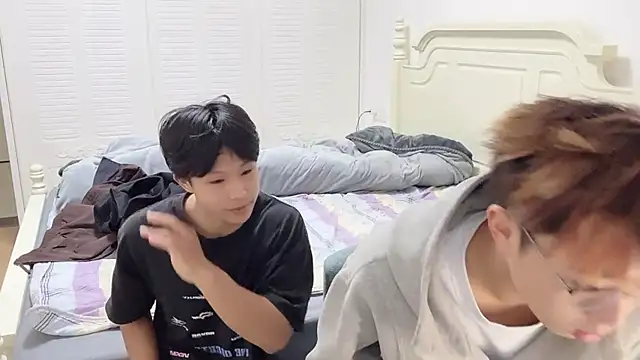 STxuguanhan online show from November 28, 8:39 am