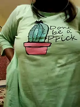 Snapshot of tamilrohini chatting on September 28, 11:37 am tamilrohini online show from September 28, 11:37 am