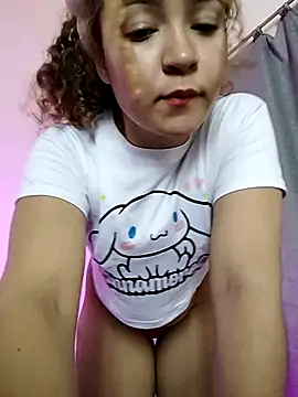 Snapshot of Winnie_24 chatting on September 8, 3:44 pm Winnie 24 online show from September 8, 3:44 pm