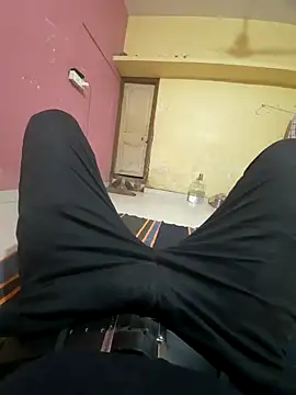 choot paglu online show from October 12, 1:43 pm