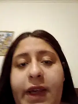 Snapshot of tudiablitalitabellaaa chatting on May 13, 11:29 am tudiablitalitabellaaa online show from May 13, 11:29 am