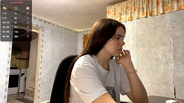 Snapshot of Lia_rise chatting on October 18, 1:01 pm Lia rise online show from October 18, 1:01 pm