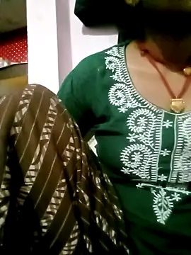 Hot tin74 online show from November 9, 5:44 pm