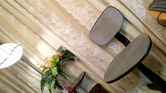 Snapshot of PrettyStranger chatting on November 25, 4:34 am PrettyStranger online show from November 25, 4:34 am