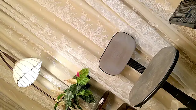 Snapshot of PrettyStranger chatting on February 11, 11:37 am PrettyStranger online show from February 11, 11:37 am