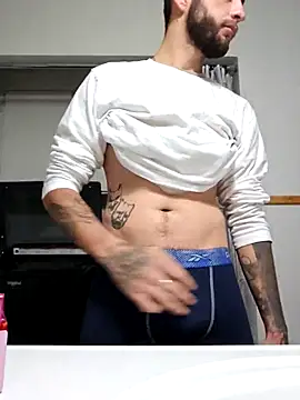 Snapshot of Pitudo786 chatting on November 14, 5:44 pm Pitudo786 online show from November 14, 5:44 pm