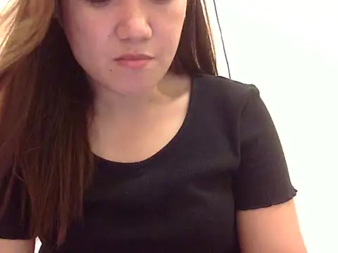 Lovelyclaya online show from December 18, 2:50 am