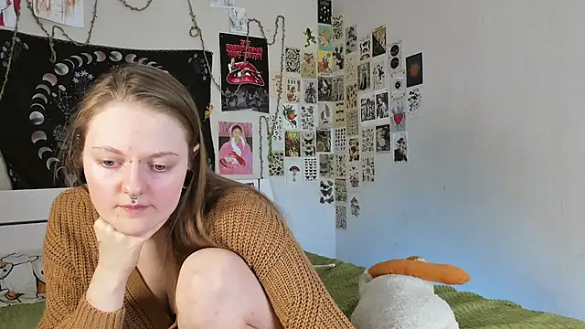 Snapshot of WonderConnie1 chatting on September 30, 11:04 am WonderConnie1 online show from September 30, 11:04 am