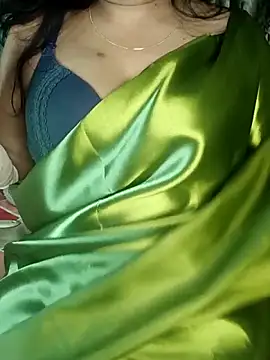 monaa-darling online show from December 4, 7:00 pm