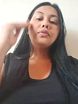 Snapshot of Alessandraa- chatting on June 21, 6:32 pm Alessandraa- online show from June 21, 6:32 pm