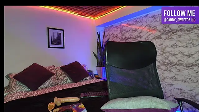 Gabbysweet0 online show from November 13, 10:41 pm