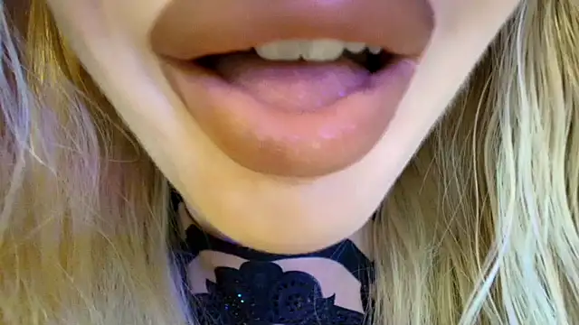 Politeeliza online show from May 12, 11:02 pm