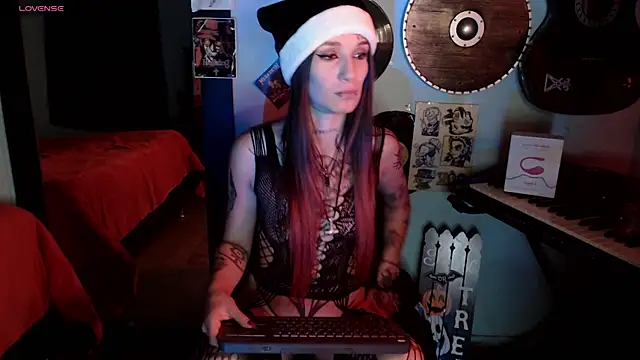 lilithword online show from December 16, 12:48 am