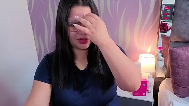 Snapshot of SamanthaPaImer chatting on November 12, 5:02 pm SamanthaPaImer online show from November 12, 5:02 pm