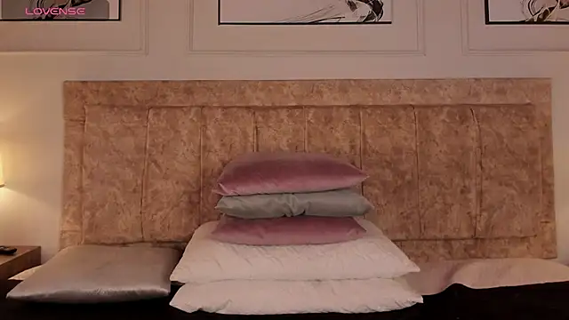 Joy deepxxx online show from May 14, 7:42 pm