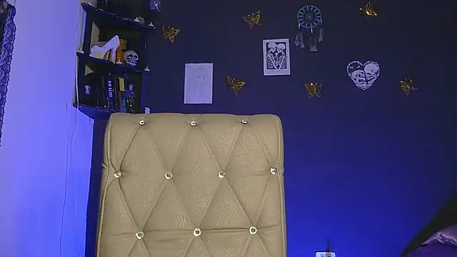 MeganBrown4 online show from May 30, 5:21 pm