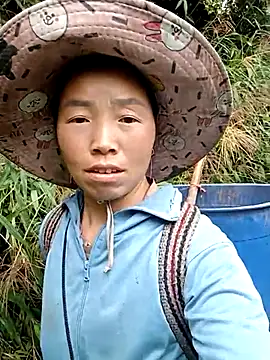 Snapshot of hera-00 chatting on November 17, 1:44 am hera-00 online show from November 17, 1:44 am