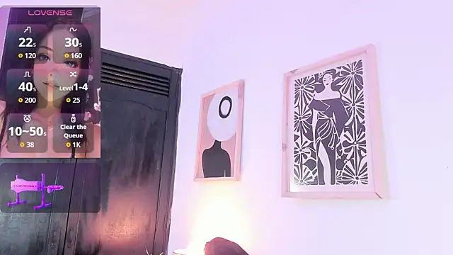 valentinna montess online show from October 29, 1:24 pm