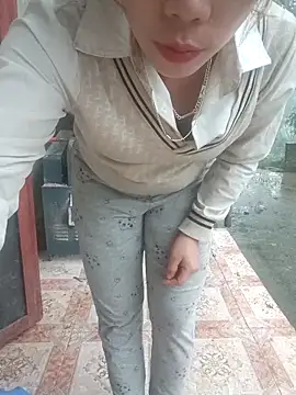 Phuong xxx online show from March 8, 1:14 am