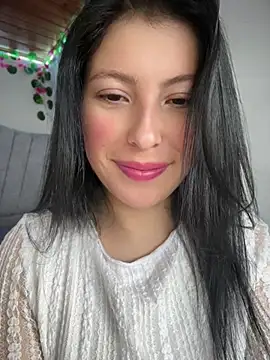 Snapshot of Mia_salinass chatting on July 3, 8:37 pm Mia salinass online show from July 3, 8:37 pm