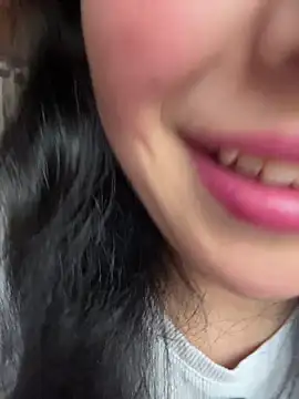 Snapshot of Mia_salinass chatting on July 22, 7:16 pm Mia salinass online show from July 22, 7:16 pm