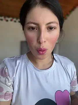 Snapshot of Mia_salinass chatting on August 2, 7:23 pm Mia salinass online show from August 2, 7:23 pm