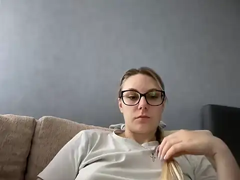 NikexPretty online show from May 2, 10:20 am