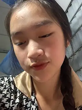 Snapshot of -Lie-06 chatting on September 10, 6:13 am -Lie-06 online show from September 10, 6:13 am