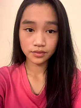 Snapshot of -Lie-06 chatting on September 21, 8:05 am -Lie-06 online show from September 21, 8:05 am