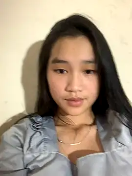 Snapshot of -Lie-06 chatting on October 20, 11:10 am -Lie-06 online show from October 20, 11:10 am