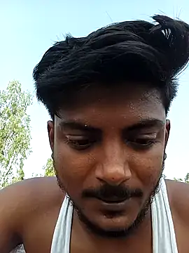 Snapshot of shektiwari chatting on May 14, 11:06 am shektiwari online show from May 14, 11:06 am