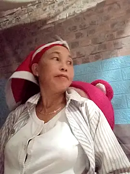 me-cute online show from November 14, 8:07 pm