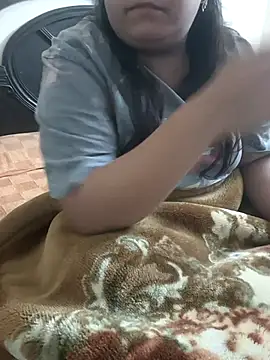 Snapshot of payal_261072_ chatting on December 5, 2:31 am payal 261072 online show from December 5, 2:31 am