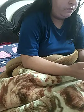 Snapshot of payal_261072_ chatting on December 14, 9:52 pm payal 261072 online show from December 14, 9:52 pm