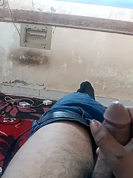 Snapshot of Shekoooooooo9oooo chatting on March 10, 2:33 pm Shekoooooooo9oooo online show from March 10, 2:33 pm