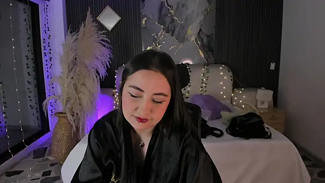 SarahCastro1  online show from February 13, 4:19 am