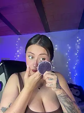 SarahCastro1  online show from May 18, 4:07 am