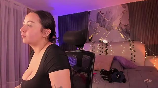 SarahCastro1  online show from May 29, 3:59 am