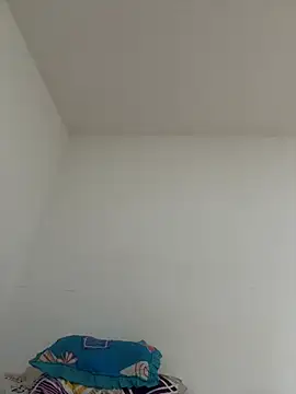 SarahCastro1  online show from July 4, 10:38 pm