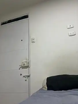 SarahCastro1  online show from July 8, 2:27 am