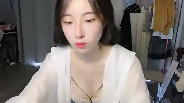 Snapshot of Freya7777 chatting on September 13, 4:01 am Freya7777 online show from September 13, 4:01 am